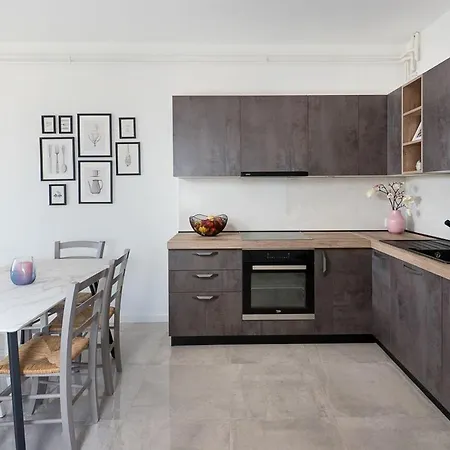 Marina Apartment