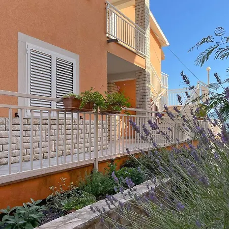 Marina Апартаменты Рабац